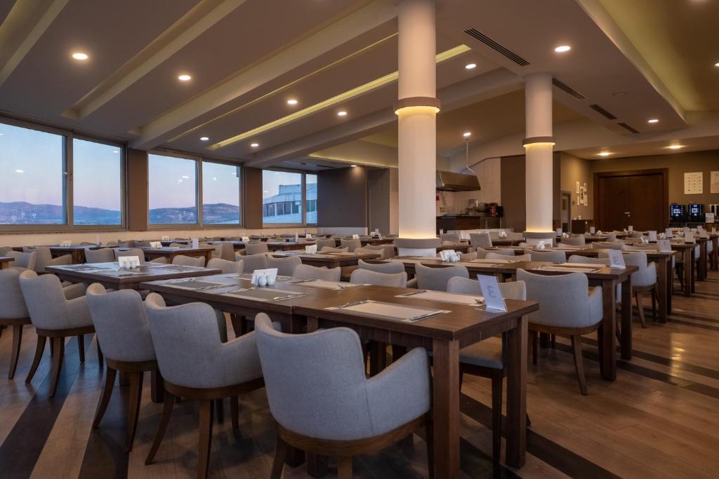 Restaurace v ubytování Parion Hotel