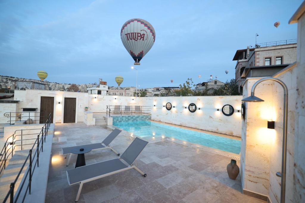 Bazén v ubytování Mare Cappadocia nebo v jeho okolí