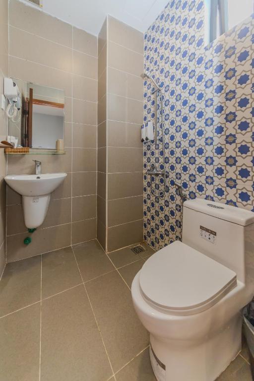 Phòng tắm tại Gia Nguyễn Hotel Dalat