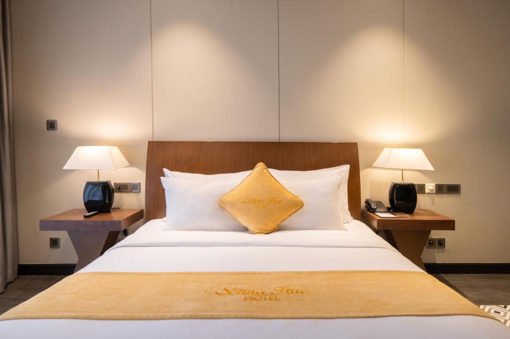 Senna Hue Hotel - 10