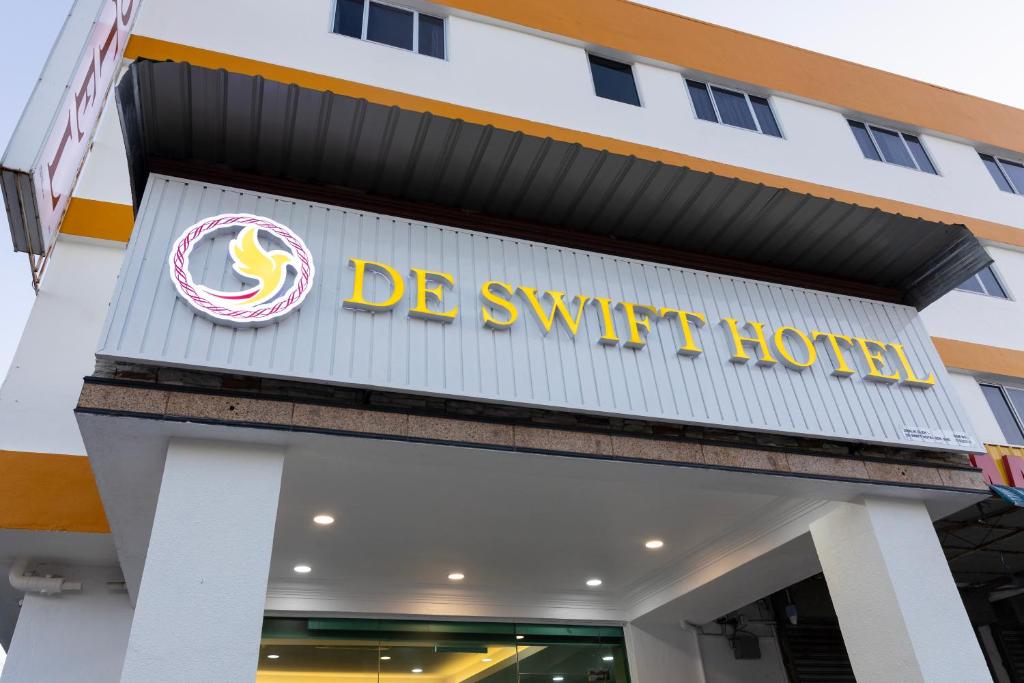 Certifikát, hodnocení, plakát nebo jiný dokument vystavený v ubytování De Swift Hotel