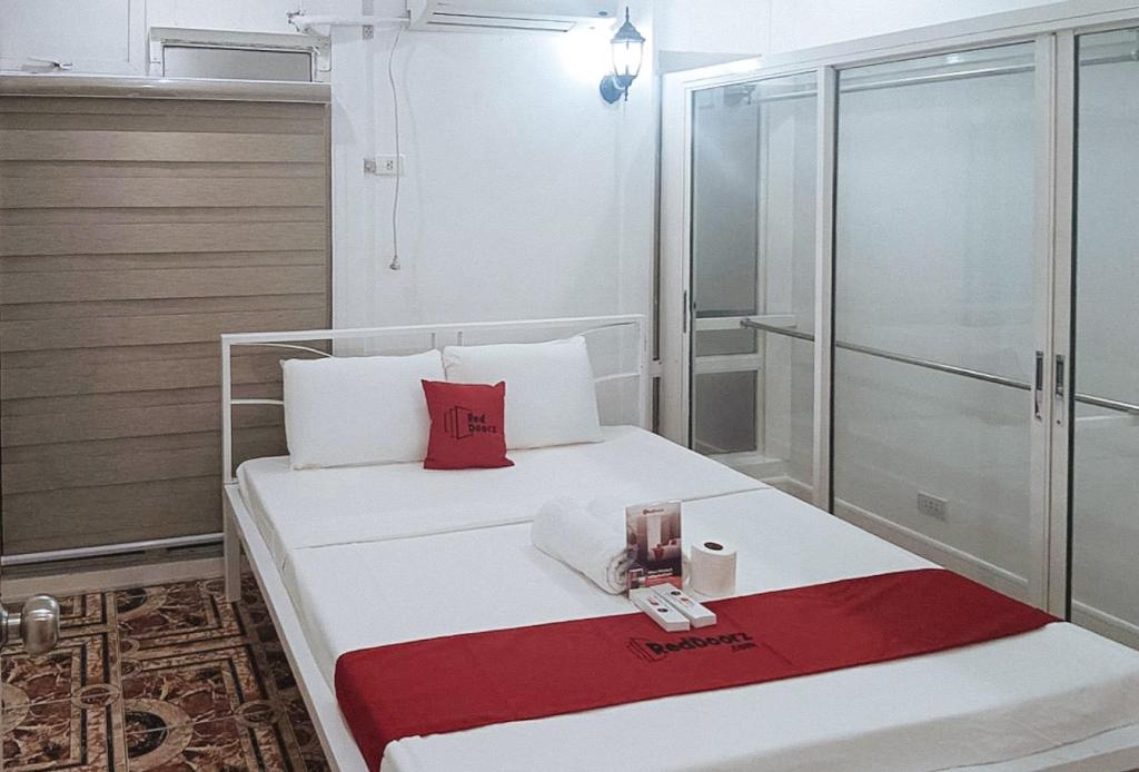 RedDoorz at The Providence Tower - 