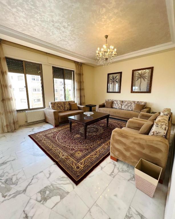 Furnished Apartment for Rent in Abdoun 200sqm