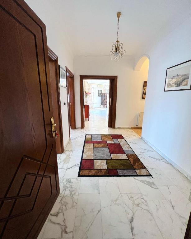 Furnished Apartment for Rent in Abdoun 200sqm - Wohnung Mit Drei Schlafzimmern
