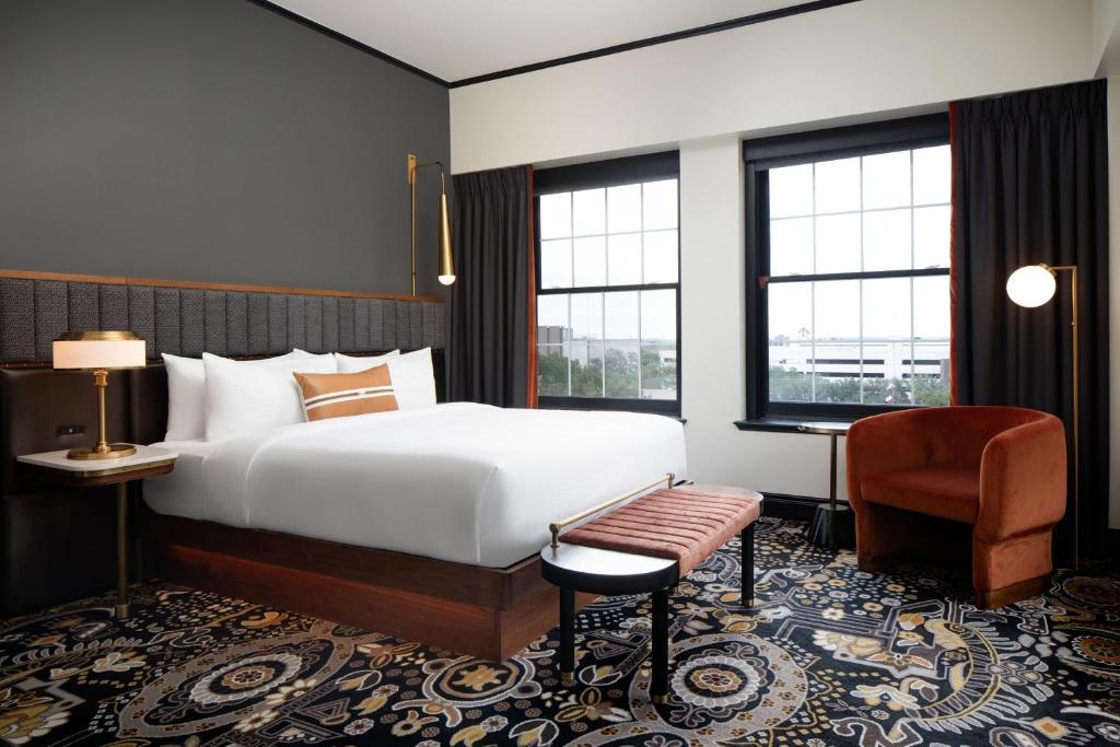 The LaSalle Hotel, Bryan College Station, a Tribute Portfolio Hotel - King Room A