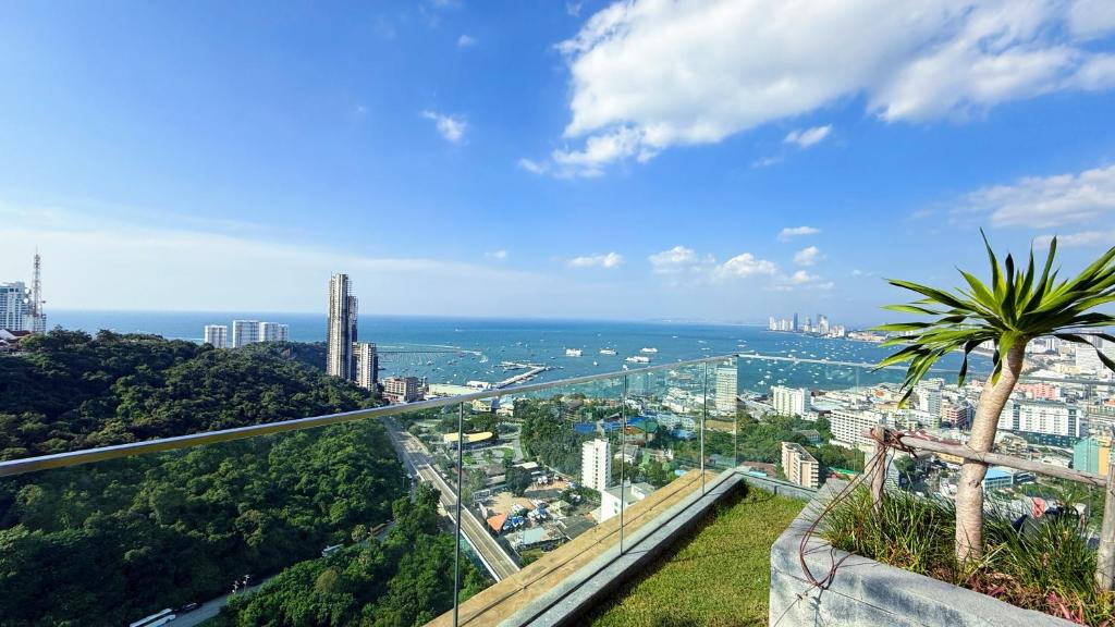 unixx seaview hotel - Resim 6