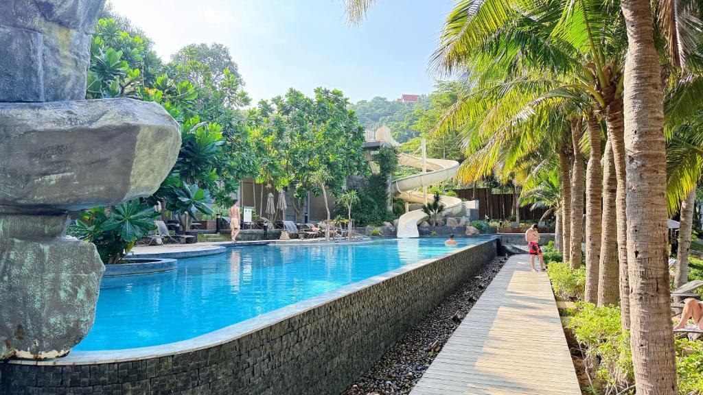 unixx seaview hotel - Resim 8