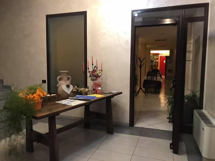 Vstupní hala nebo recepce v ubytování Hotel ristorante 2 Platani