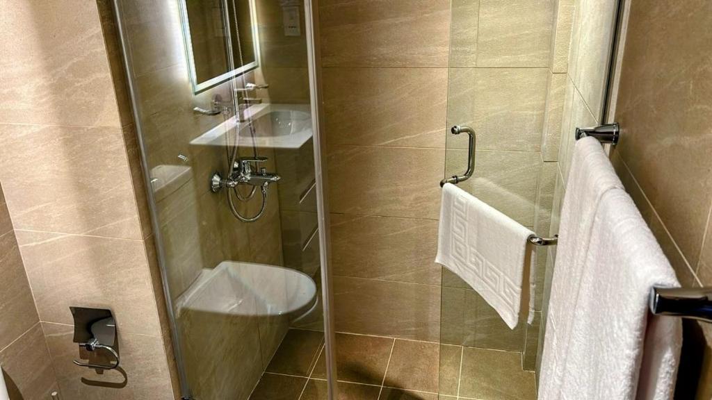 Colombo, Trizen Luxury Apartments, Sri Lanka - 11