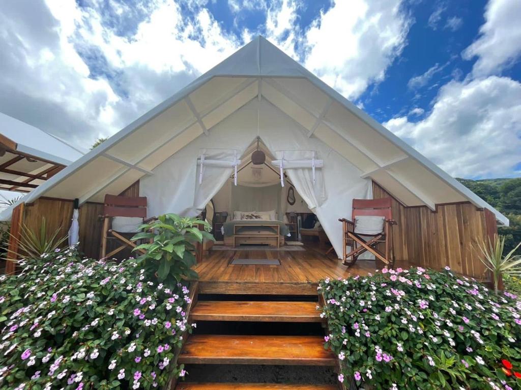 Zahrada ubytování Monteverde Alas Glamping