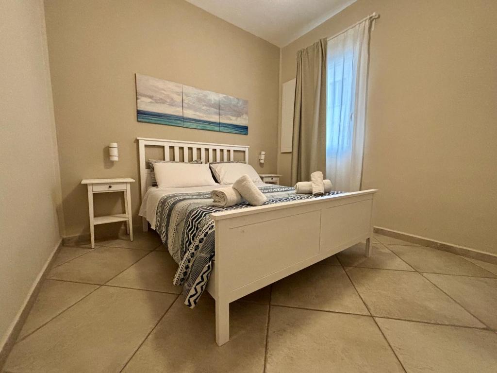 Goodstays - Flats with Terrace & Balcony - One-Bedroom Apartment
