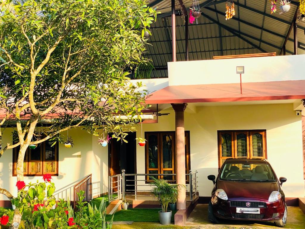 Tòa nhà nơi biệt thự tọa lạc