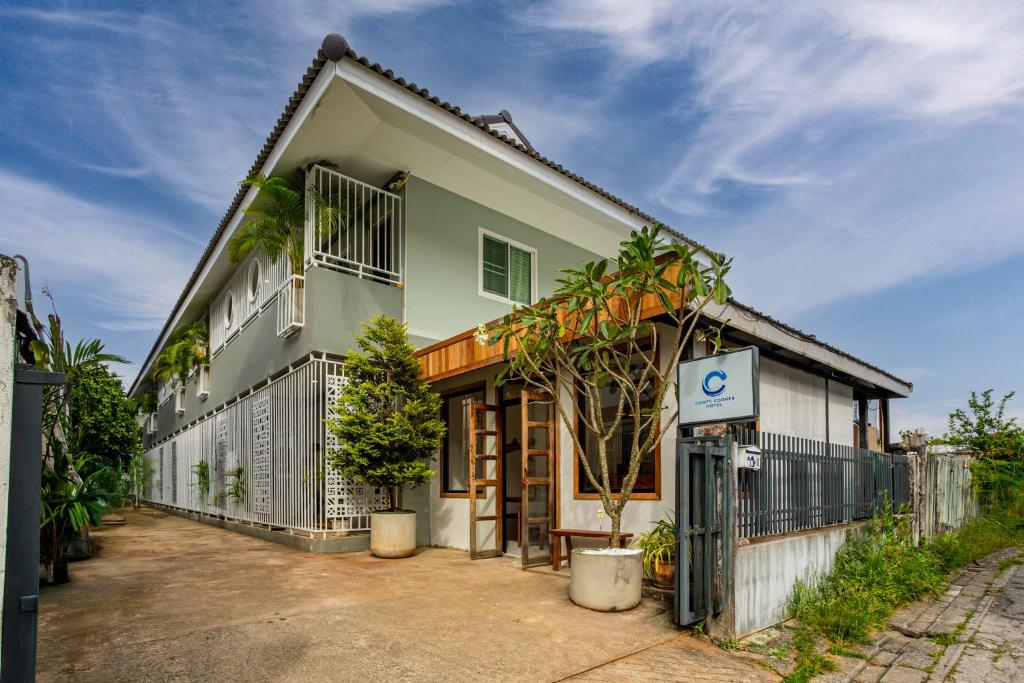 Comfy Corner Hotel - Resim 21