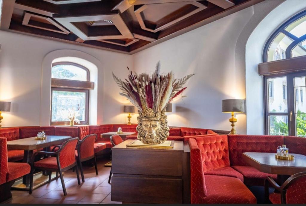 Posezení v ubytování Cafe Zentral, Zimmer mit Frühstück