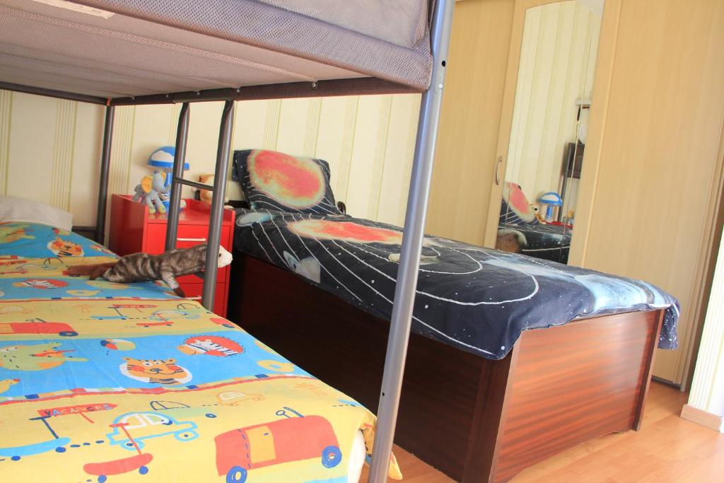 Postel nebo postele na pokoji v ubytování Maison Spacieuse near Brussels