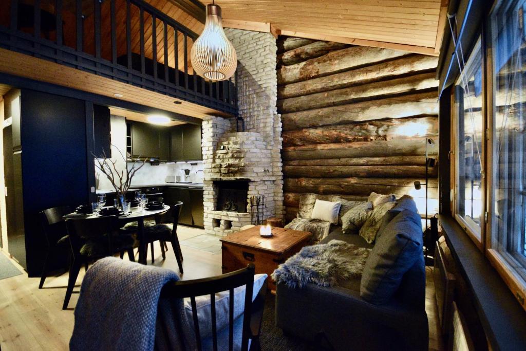 Χώρος καθιστικού στο Cosy cottage with 2 Skipasses at Levi