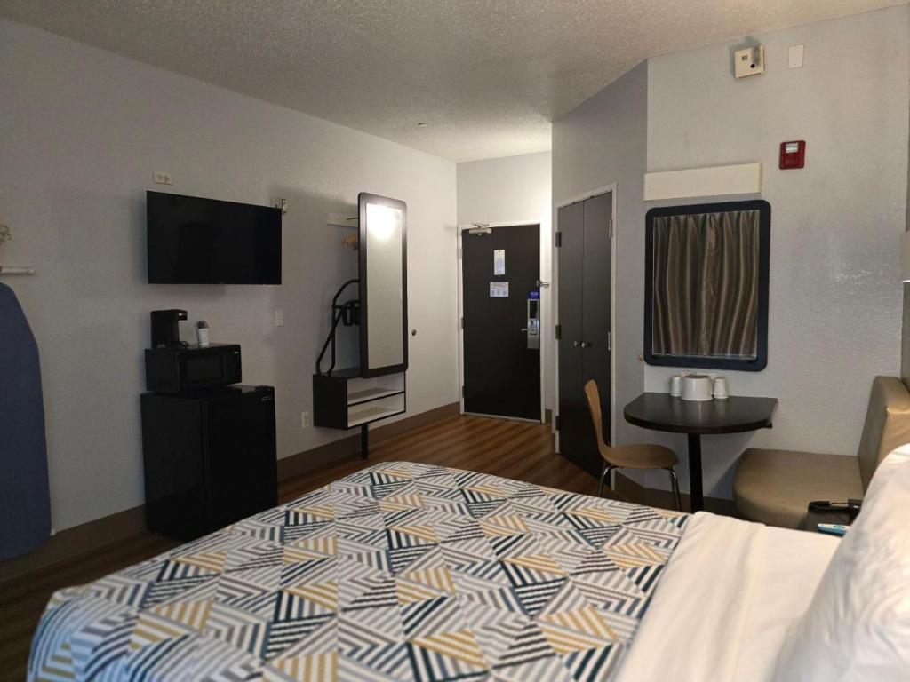 Motel 6-Biloxi, MS - Beach photo