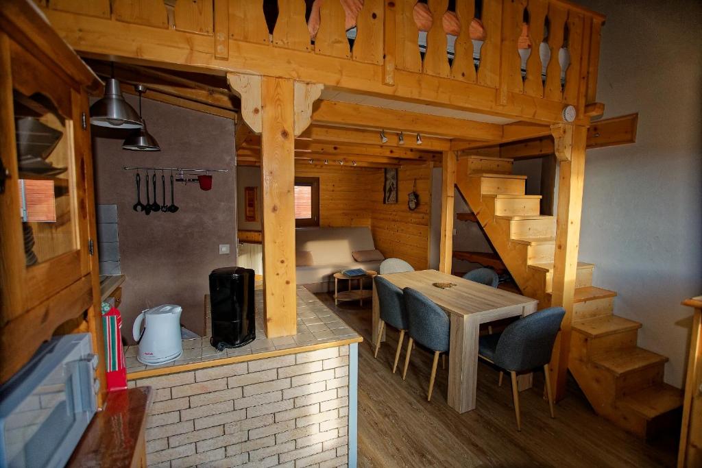 Fotografie z fotogalerie ubytování le burel 5 personnes v destinaci Lanslevillard