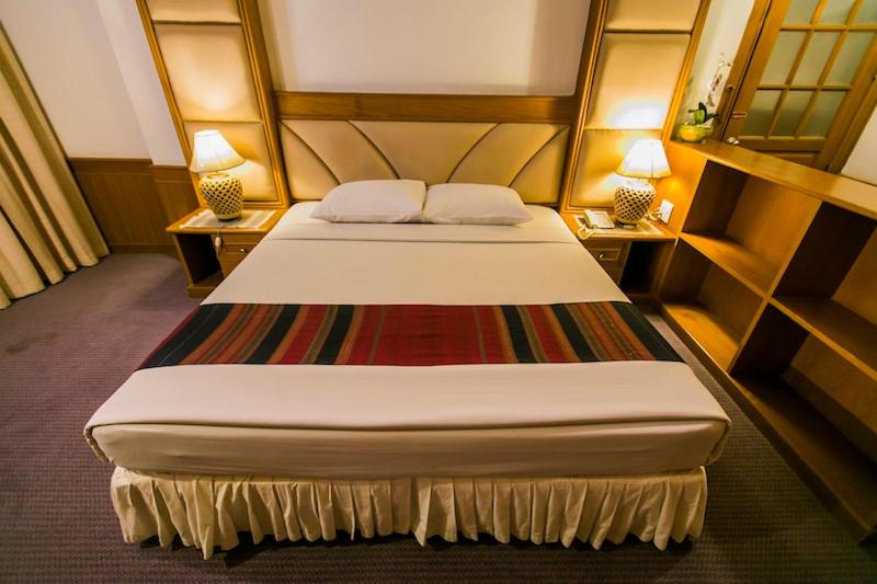Raya Grand Hotel - Suite