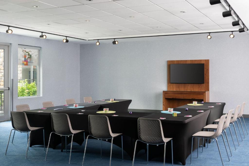 Aloft by Marriott Cleveland Beachwood photo