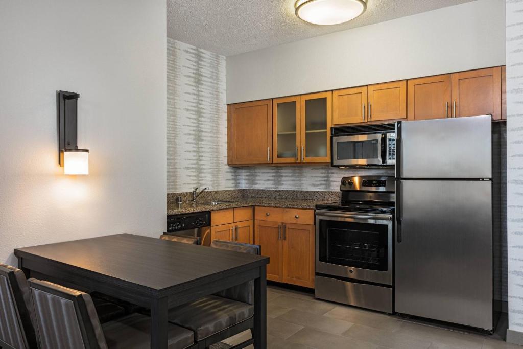 Residence Inn Louisville Downtown photo