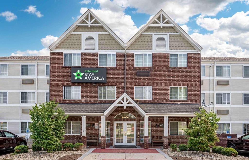 Extended Stay America  Cincinnati  Blue Ash  Reed Hartman