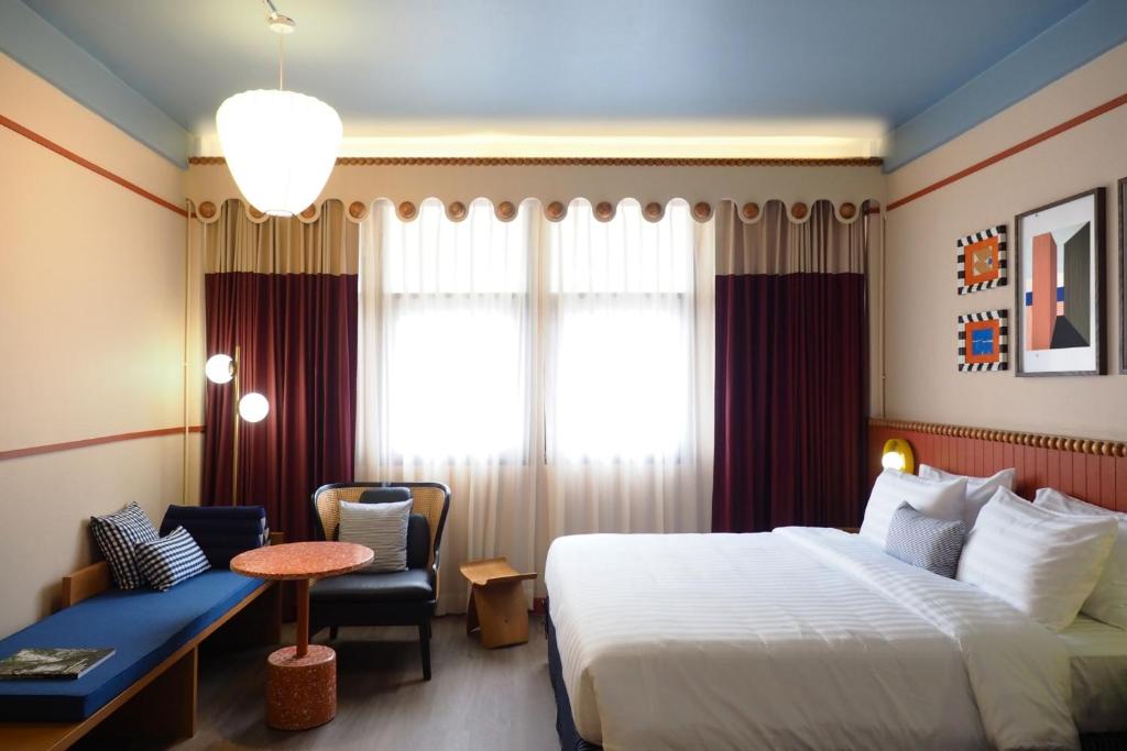 Blu Dock Restel Bangkok - 9