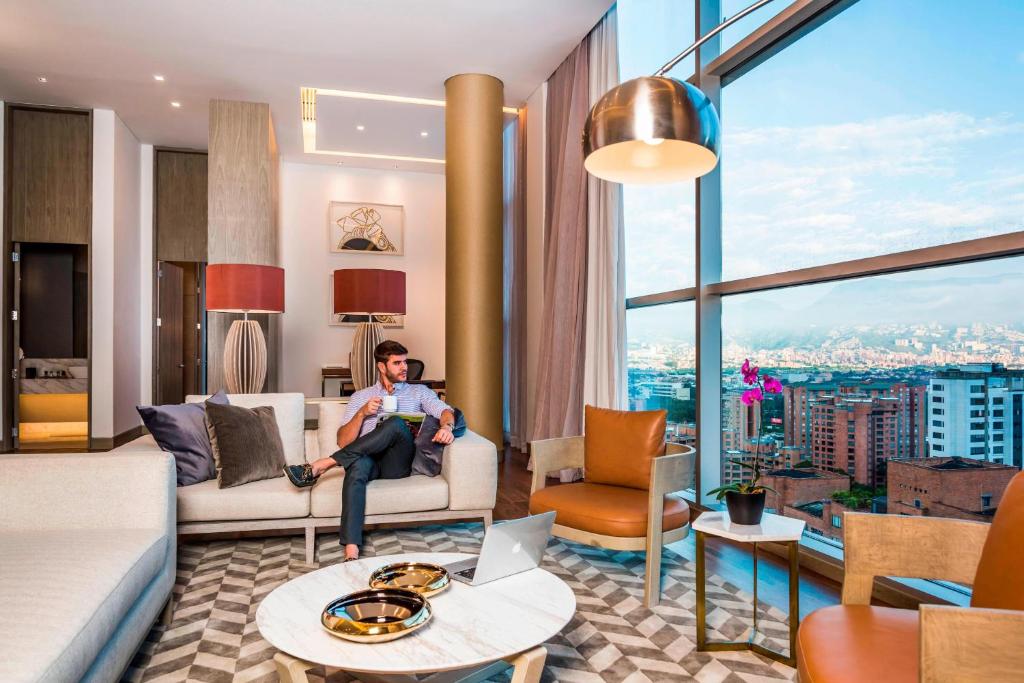 Posezení v ubytování Medellin Marriott Hotel
