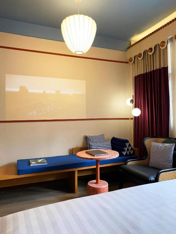 Blu Dock Restel Bangkok - 6