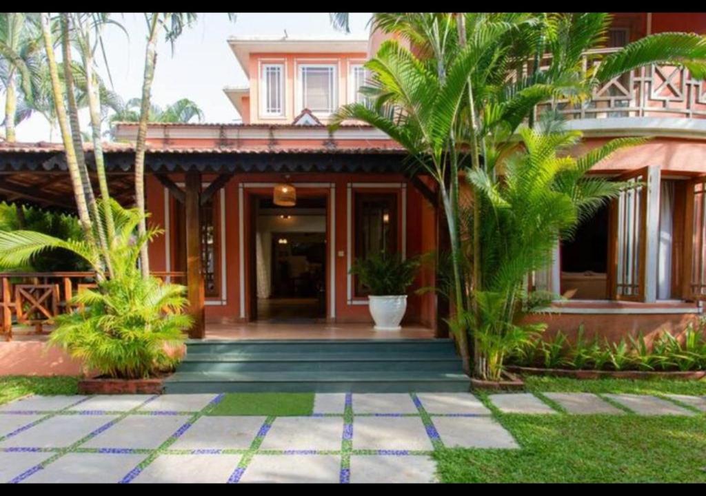 Сад в Aguada Anchorage - The Villa Resort, Candolim