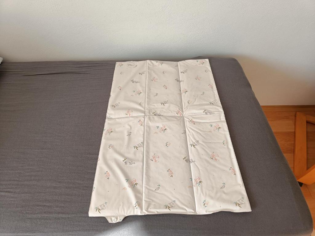 Postel nebo postele na pokoji v ubytování Červená cesta