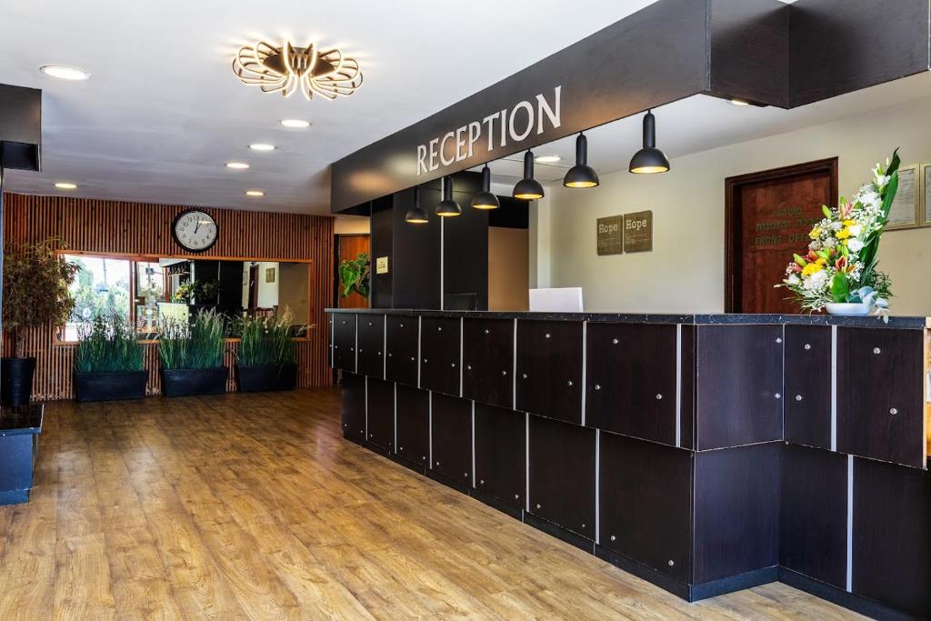 Vstupní hala nebo recepce v ubytování Inbar Hotel