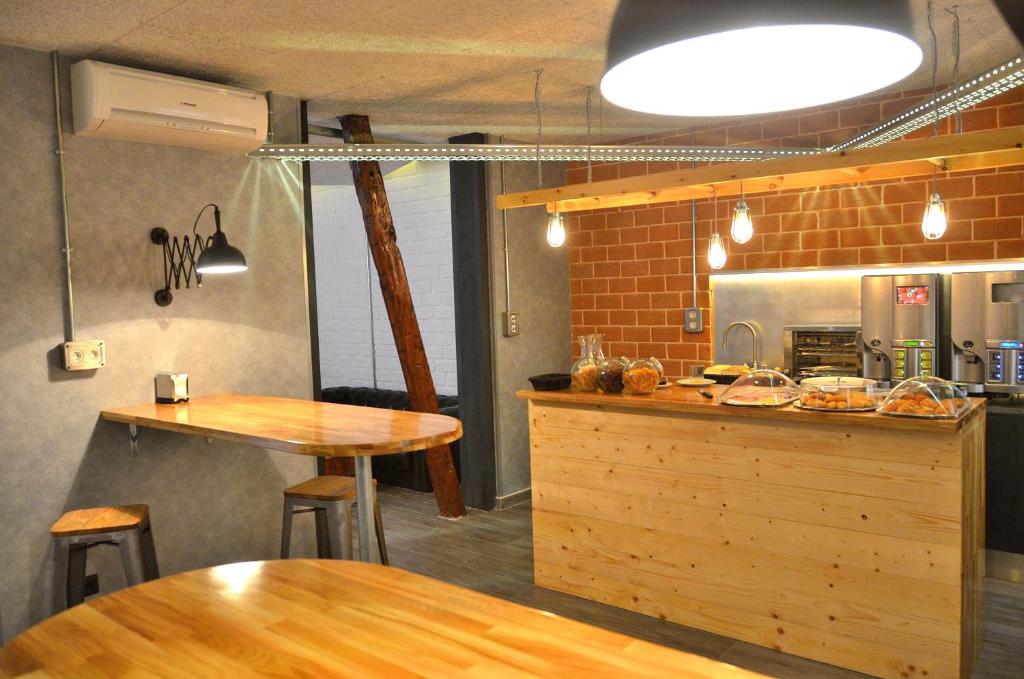Una cocina o zona de cocina en Far Home Atocha