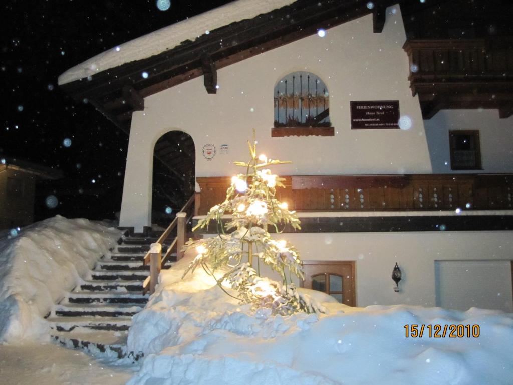 Haus TIROL v zimě