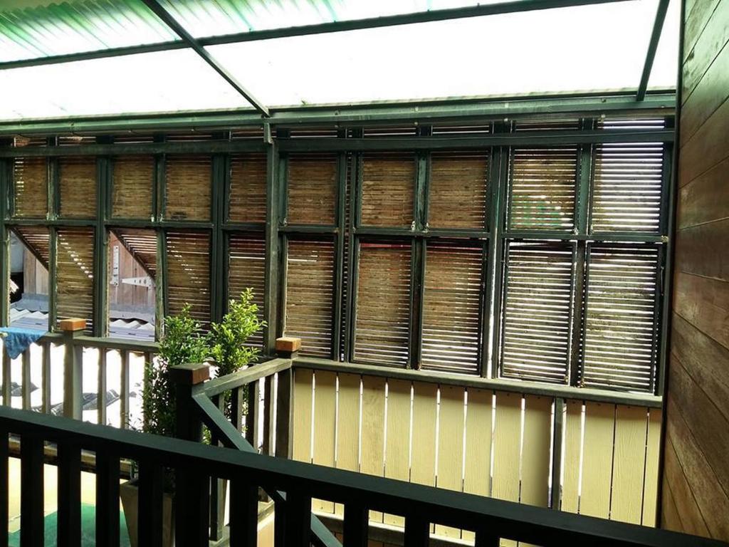 Chommuang Guest House - 9