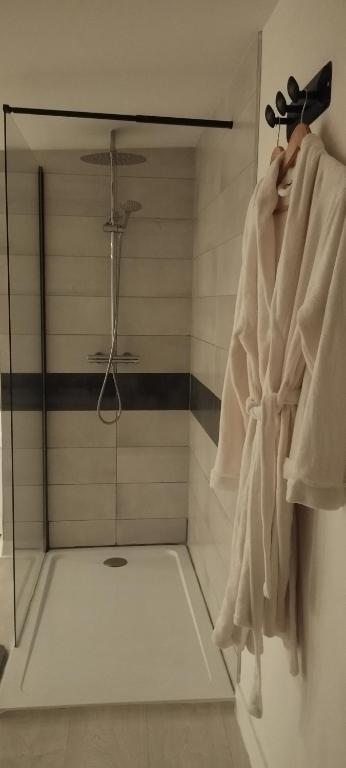 " La suite royale " Loveroom avec jacuzzi – photo 2