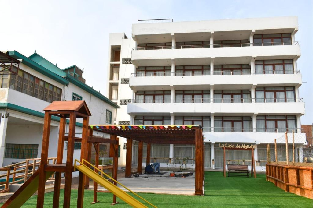Budova, kde se hotel nachází