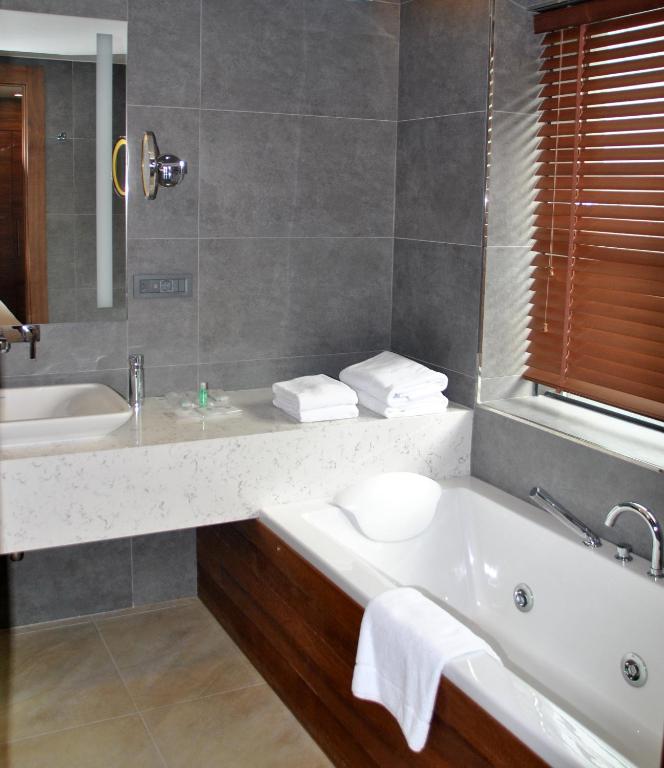 Bof Hotels Business - 7