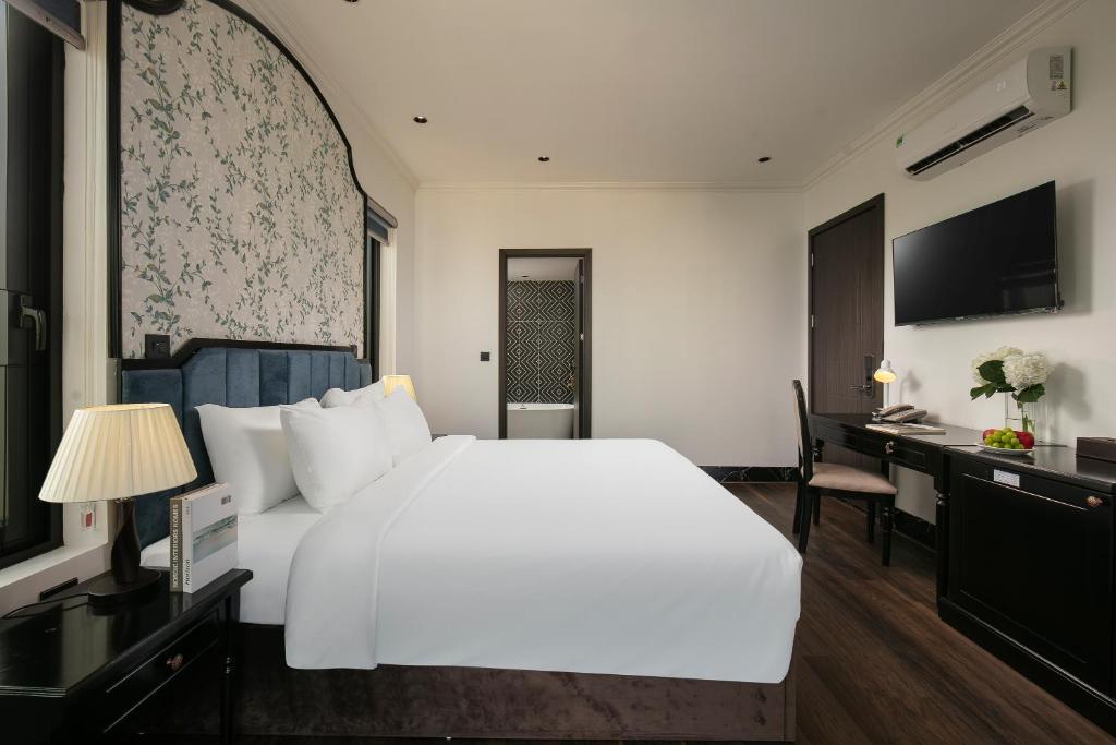Phat Diem Plaza Hotel - Deluxe Double Room