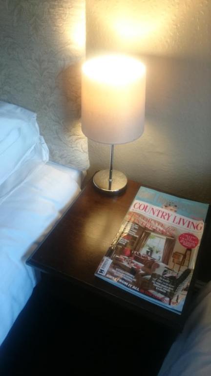 George and Dragon Ashbourne - Twin Room With Bathroom