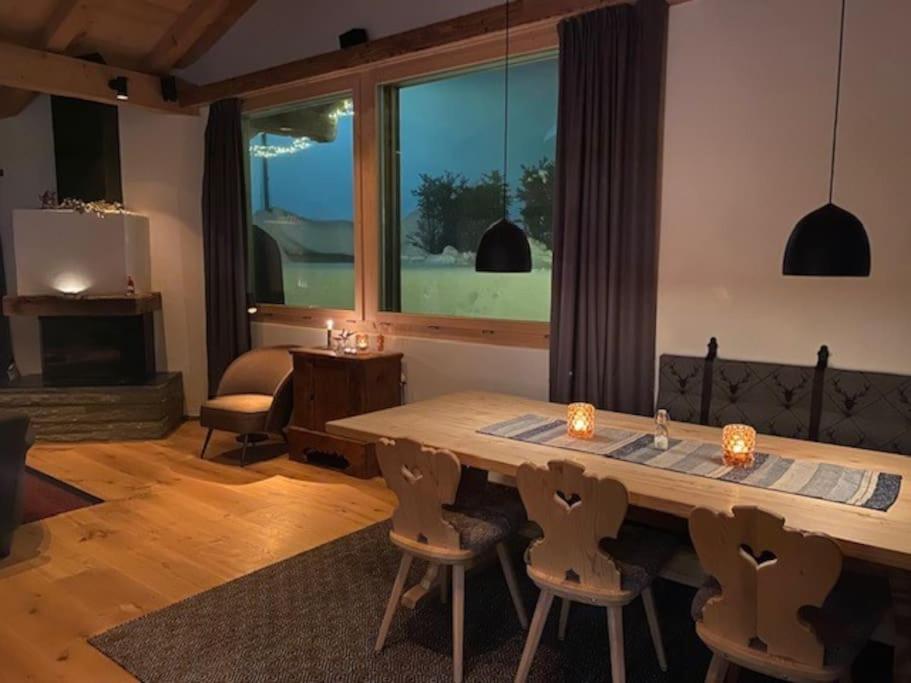 Foto de la galeria de Cosy apartment with housefeeling a Klosters