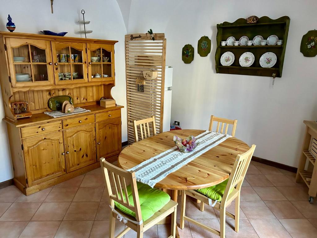 Kuchyň nebo kuchyňský kout v ubytování Apartments Carisolo - Val Rendena