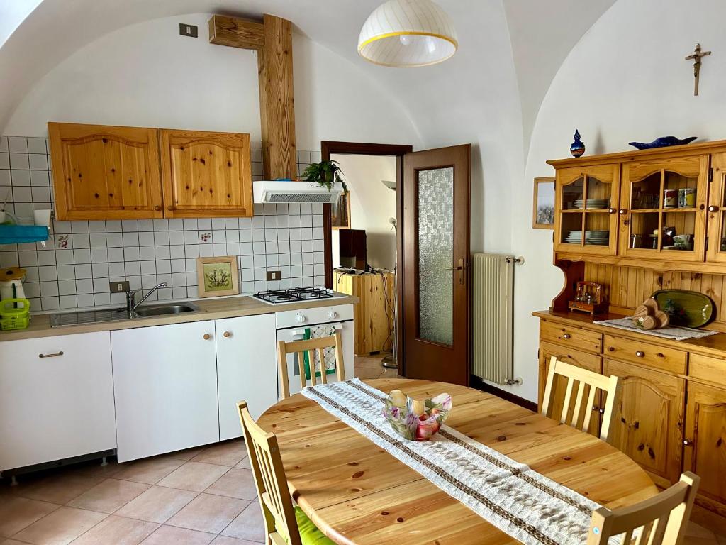 Kuchyň nebo kuchyňský kout v ubytování Apartments Carisolo - Val Rendena