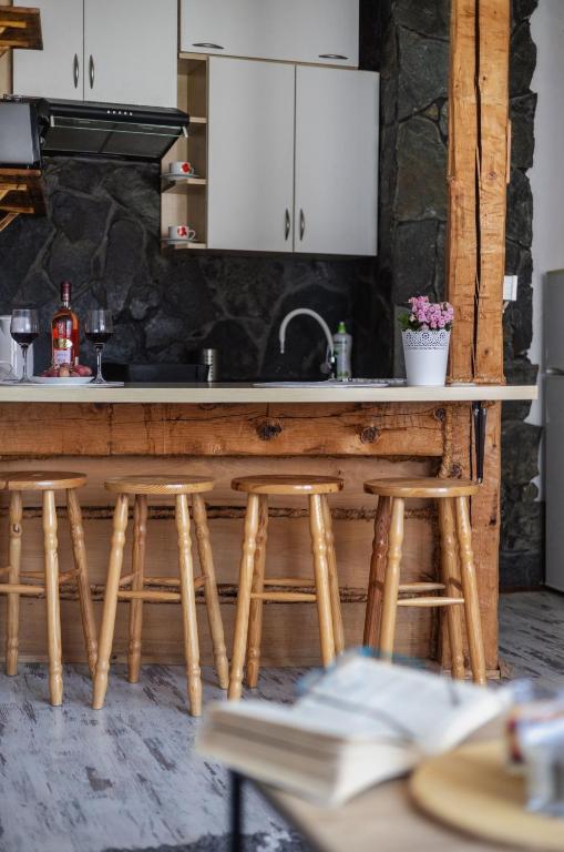 Kuchyňa alebo kuchynka v ubytovaní Apartamenty pod Kicarzem