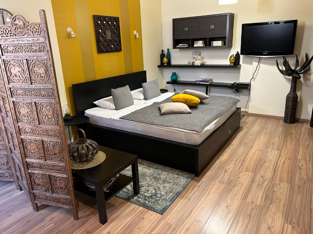 Stylish Modern Studio - 1 Minutes Away From Parliament 1054 Budapest, Steindl Imre utca 9. 3/3  kép - 1