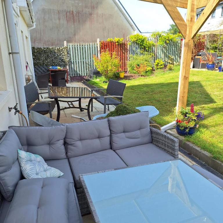 Posezení v ubytování Lovely Single Room in Listowel Kerry