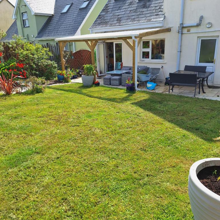 Zahrada ubytování Lovely Single Room in Listowel Kerry