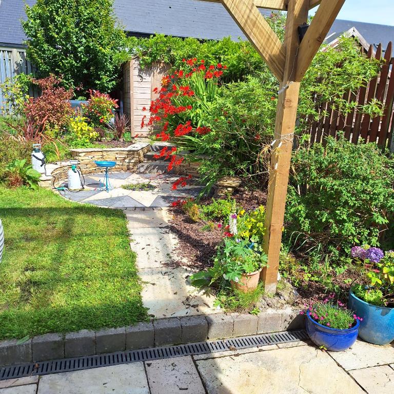 Zahrada ubytování Lovely Single Room in Listowel Kerry
