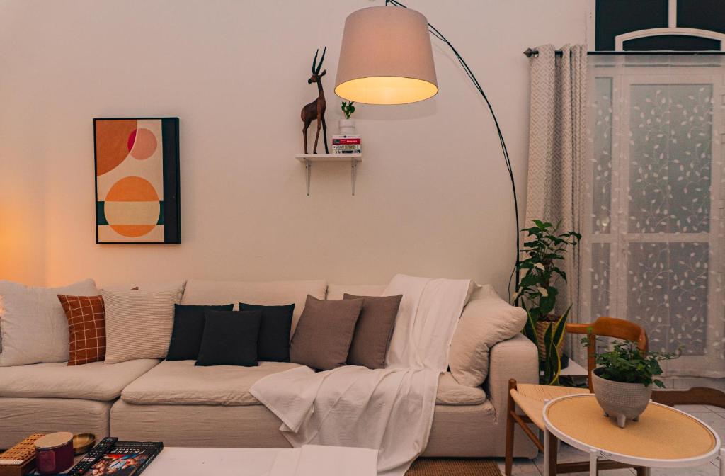 Posezení v ubytování Elegant Boho Style Studio Haven