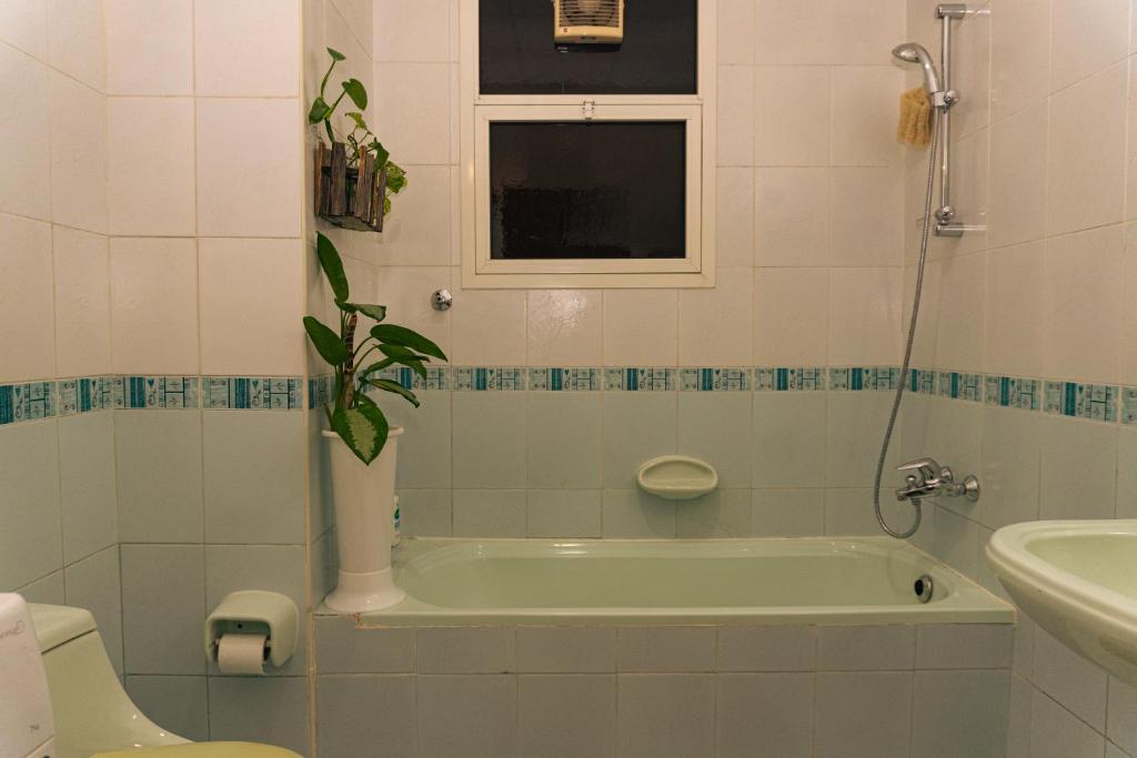 Koupelna v ubytování Elegant Boho Style Studio Haven
